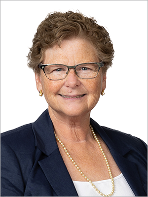 Headshot for Becky Nelson