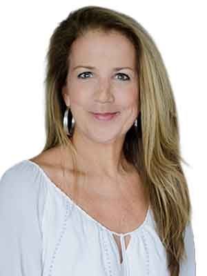 Headshot for Wendy Mitchell